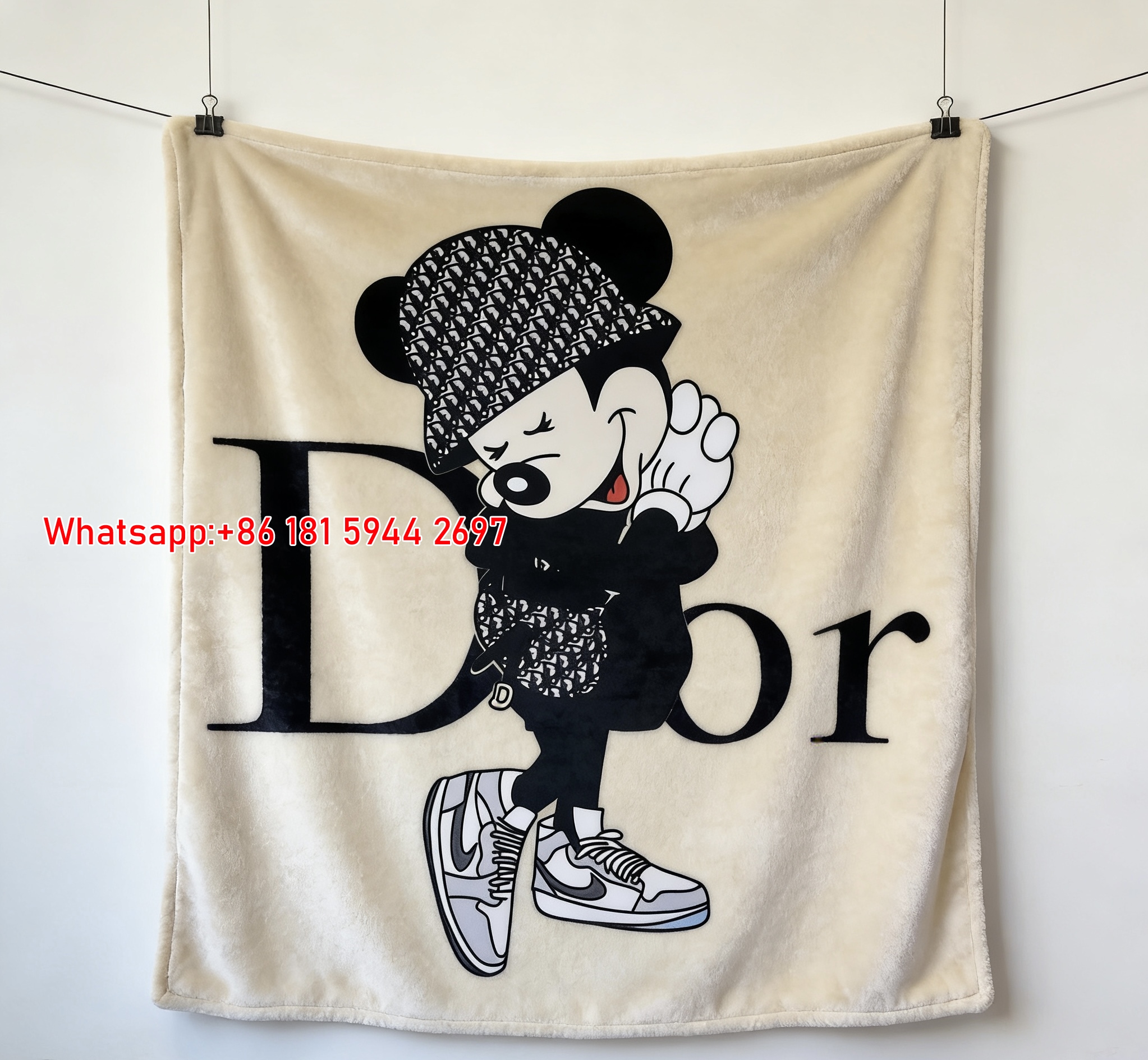 Dior Streetwear Mickey Mouse Flannel Sofa Throw Blanket D450